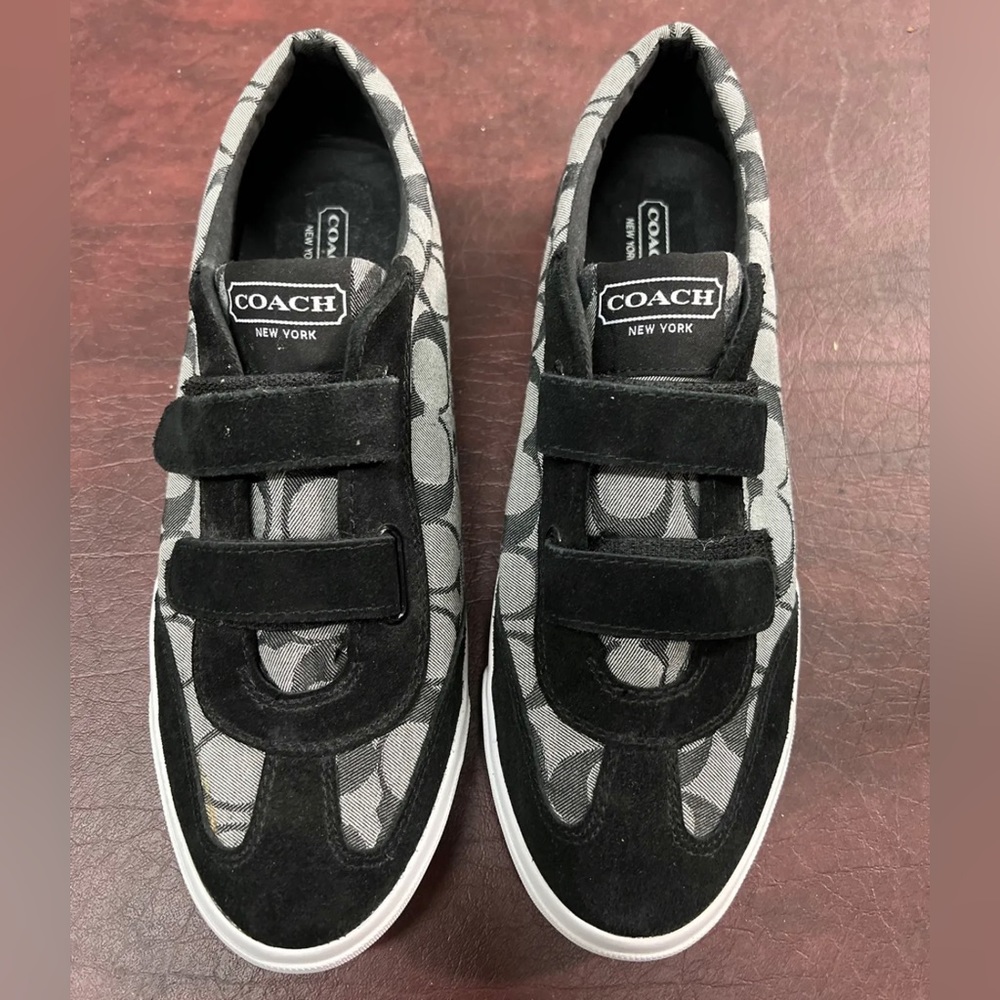 Coach Signature Black/Gray Sneaker Priya Hook and Loop Closure women’s size 11B